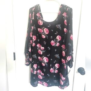 Speechless Black Floral Knee high dress